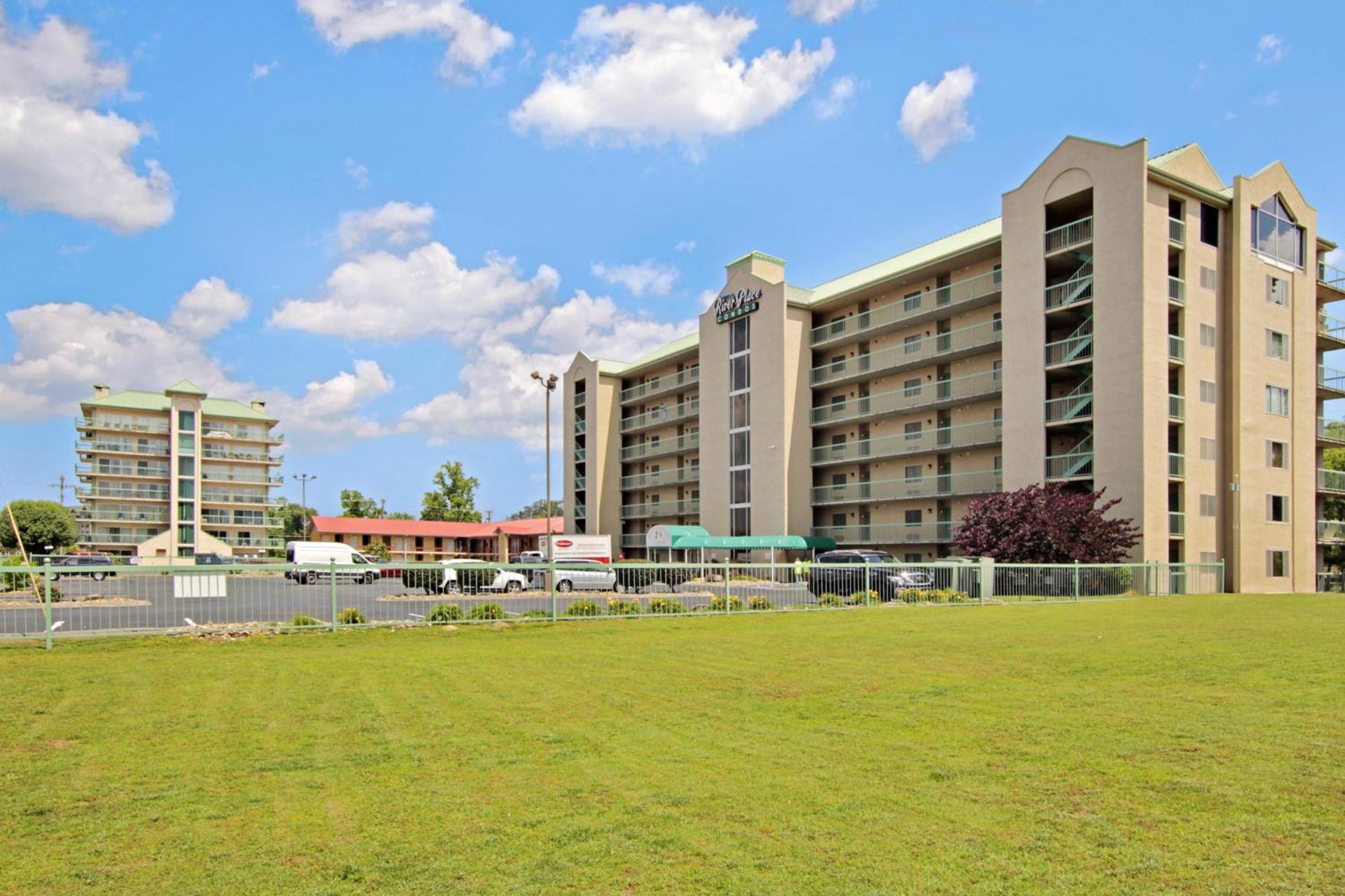 River Place Condos Riverside #309 1Bd พิเจนฟอร์จ ภายนอก รูปภาพ